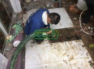 Dịch vụ hút bể phốt Dịch Vụ Sạch có đội ngũ kỹ thuật nhiều kinh nghiệm
